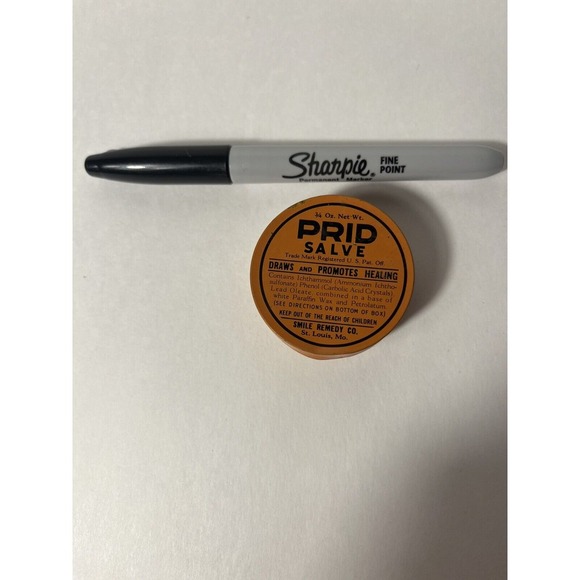 VTG Smile's PRID Drawing Salve Tin Walker Pharmaceuticals 1950s Medicine - Picture 1 of 3